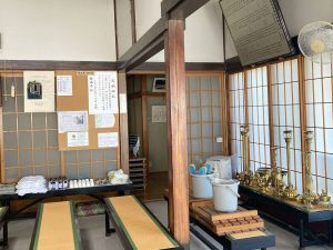 福法寺での掃除用具