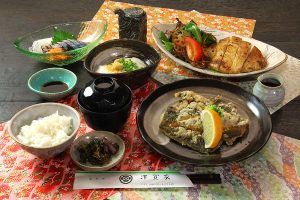 夕食メニュー例